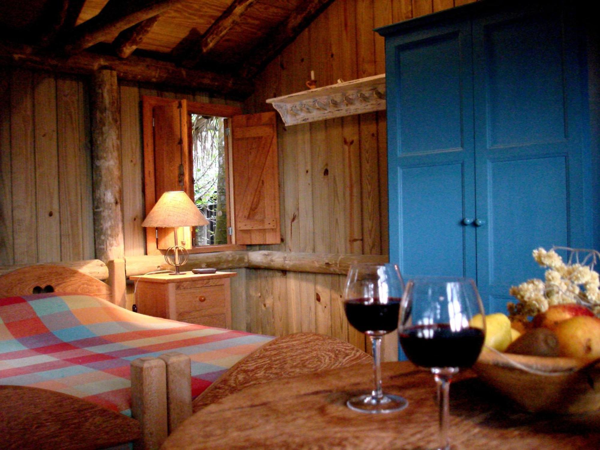 Regina Guest House Praia do Rosa Esterno foto